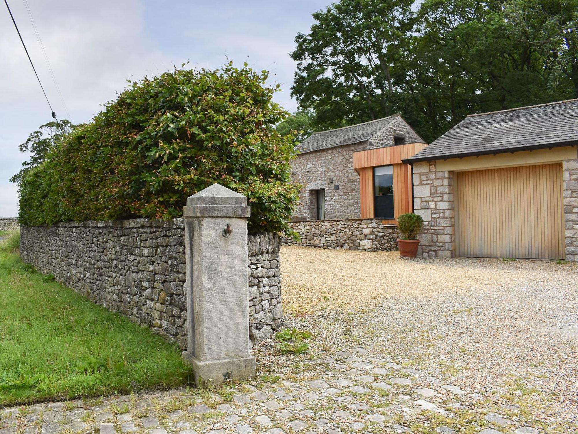 The Bothy Holiday home Beetham